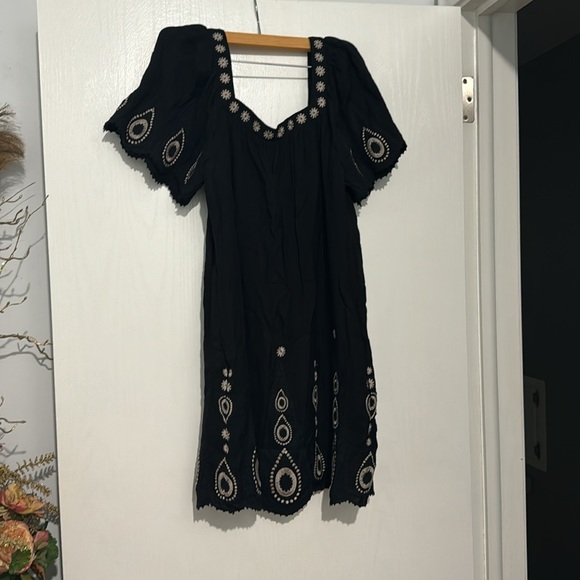 Mini dress - Picture 6 of 10